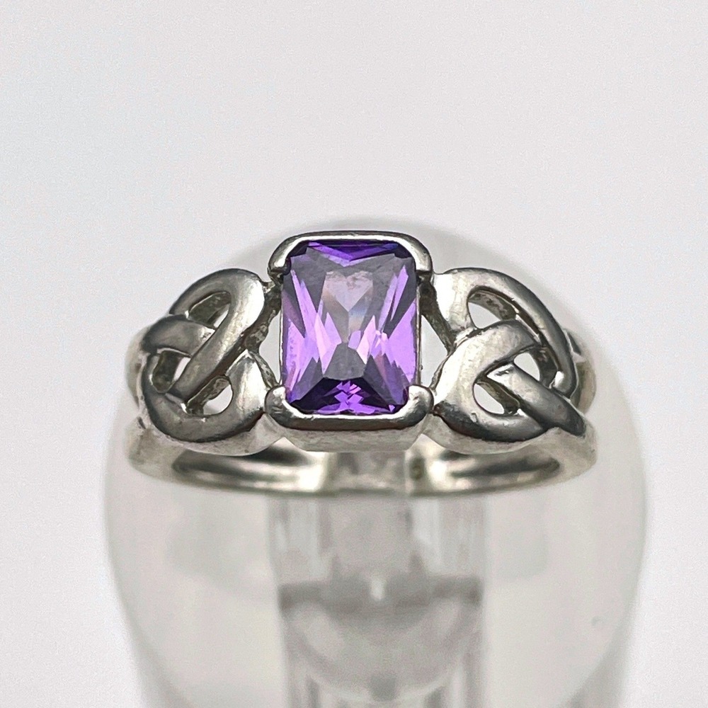 Sterling Silver Amethyst Color Ring‎ Celtic Style Sparkling Purple Gemstone Ring